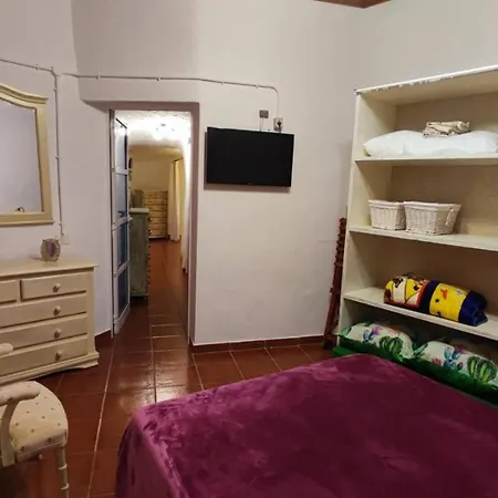 Casa De Abuela Petra Gospodarstwo wiejskie *